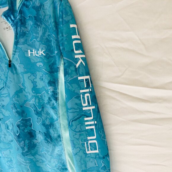 Huk Performance Fishing Women's Size Medium Long Sleeve Hoodie Shirt - Picture 2 of 5